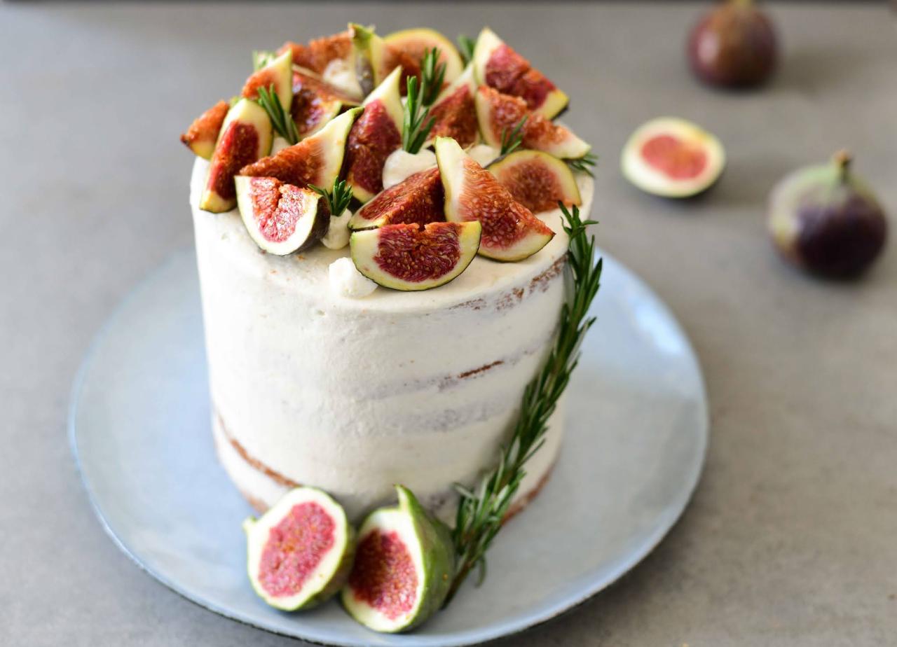 Fig Cake with Mascarpone Rosemary Frosting | How to Bake a Fig Cake
