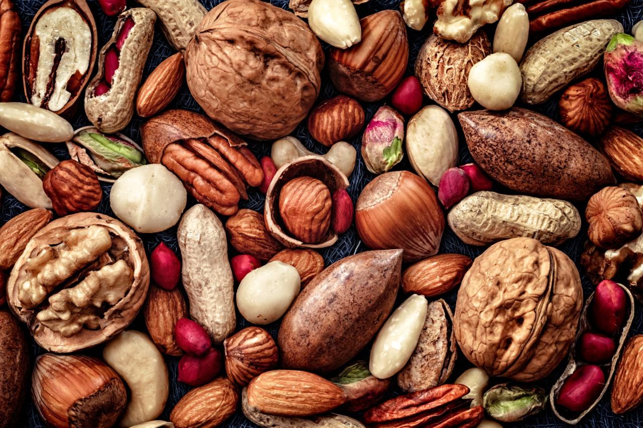 Types of Nuts: The 10 Most Common Varieties | Fine Dining Lovers