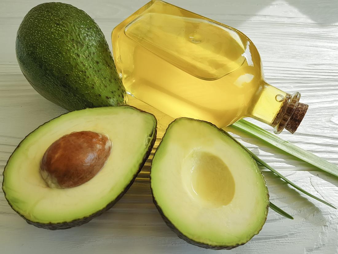 Avocado oil for skin: 8 benefits and how to use it