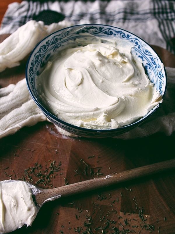 Phô mai mascarpone - Phần hồn tinh tuý của món bánh tiramisu