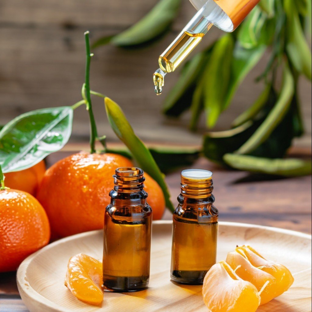 Mandarin Essential Oil at Rs 1650/kg | Mandarin Oil in Panchkula | ID:  2852223630712