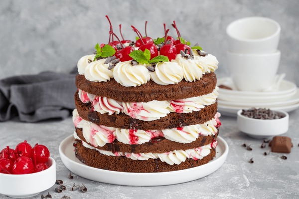 820 Baking Schwarzwald Cake Royalty-Free Images, Stock Photos & Pictures |  Shutterstock