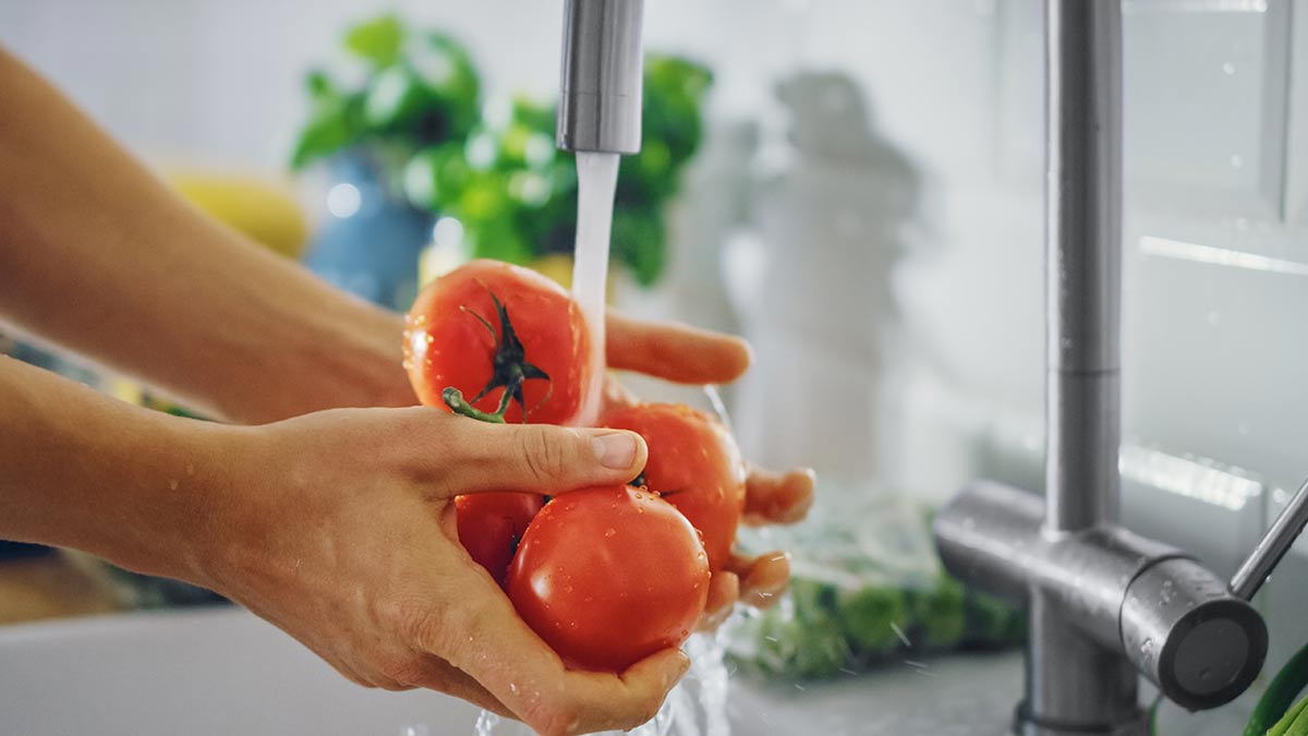 Do I Need to Wash my Fruits and Veggies? - Canadian Food Focus