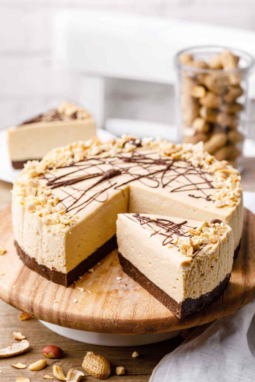 30 Delicious Keto Cheesecake Recipes to Fit Your Macros