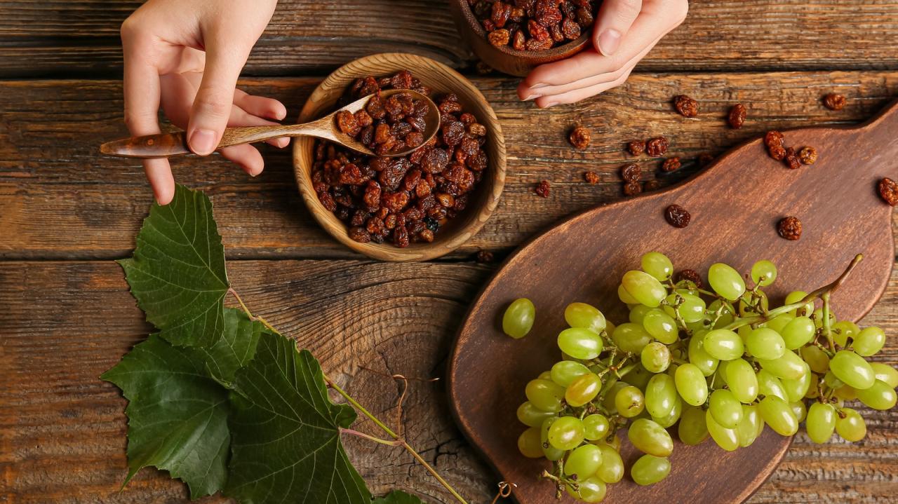 Grapes Vs. Raisins: What's The Nutritional Difference?