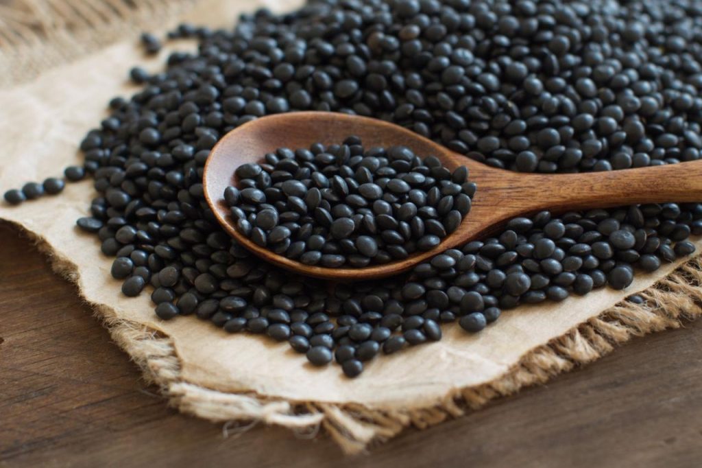 How To Cook Black Lentils - Recipes.net